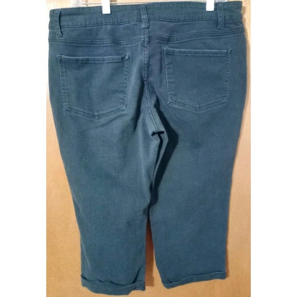 Time And Tru Women's Capris Black Sz 14 Mid-Rise Regular Denim Straight - Picture 4 of 6